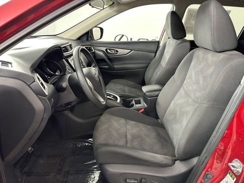 Used 2016 Nissan Rogue SV AWD/4WD image 14