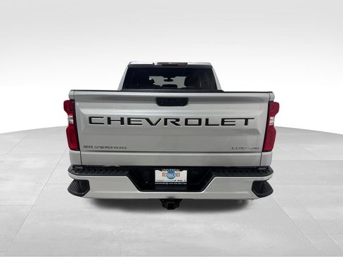 Used 2022 Chevrolet Silverado 1500 Custom RWD image 26