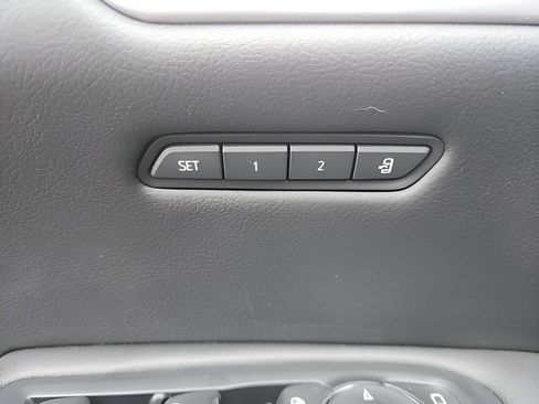 Used 2022 Cadillac XT5 Premium Luxury image 12