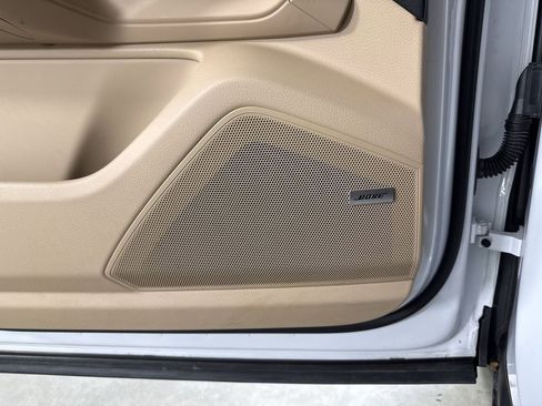Certified 2023 Porsche Cayenne AWD/4WD image 35