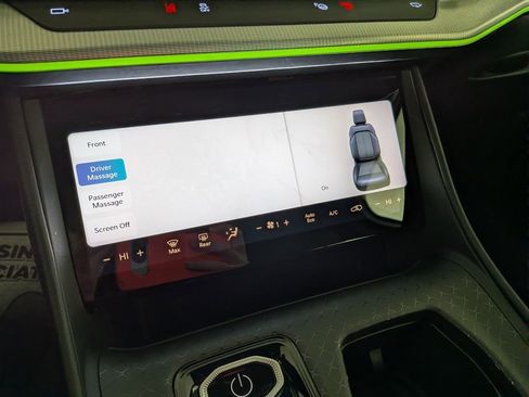 Used 2024 Jeep Wagoneer Launch Edition image 27