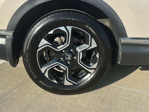 Used 2018 Honda CR-V Touring image 17