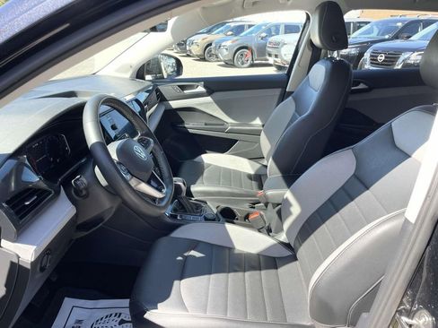 Used 2022 Volkswagen Taos SEL image 14