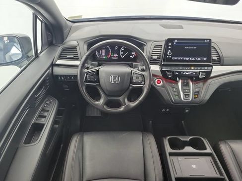 Used 2025 Honda Odyssey Sport-L image 17