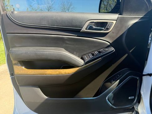 Used 2016 GMC Yukon Denali w/ Open Road Package image 28