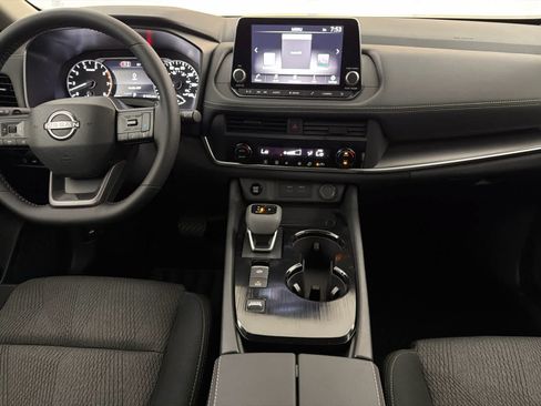 New 2026 Nissan Rogue SV FWD image 19