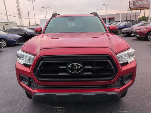 Used 2022 Toyota Tacoma SR AWD/4WD image 8
