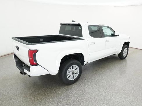 New 2025 Toyota Tacoma SR5 image 9