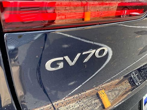 New 2026 Genesis GV70 2.5T Select image 8