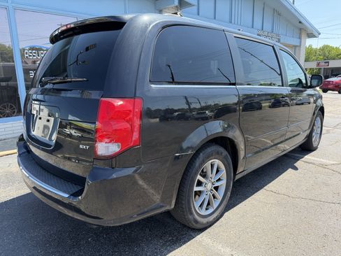 Used 2014 Dodge Grand Caravan SXT FWD image 5