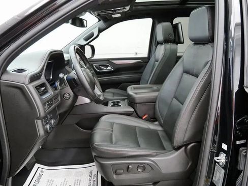 Used 2023 Chevrolet Suburban RST w/ Luxury Package AWD/4WD image 11