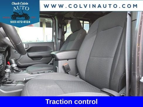 Used 2023 Jeep Wrangler Unlimited w/ Cold Weather Group AWD/4WD image 10