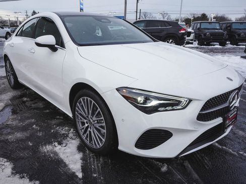 Used 2025 Mercedes-Benz CLA 250 4MATIC image 3