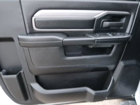 Used 2022 RAM 2500 Tradesman RWD image 9
