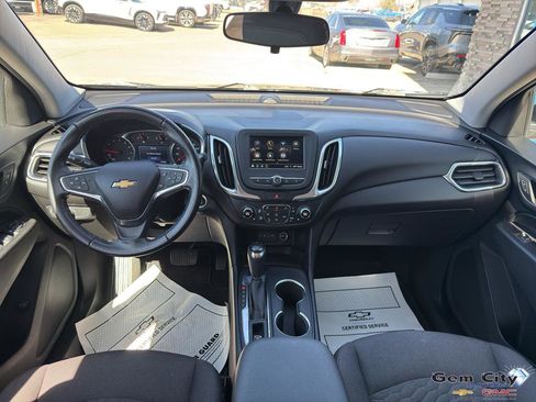 Used 2019 Chevrolet Equinox LT AWD/4WD image 17