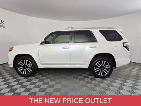 Used 2023 Toyota 4Runner Limited AWD/4WD image 7