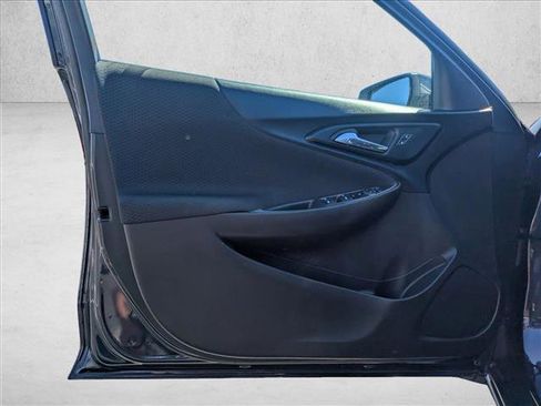 Used 2023 Chevrolet Malibu LT image 10