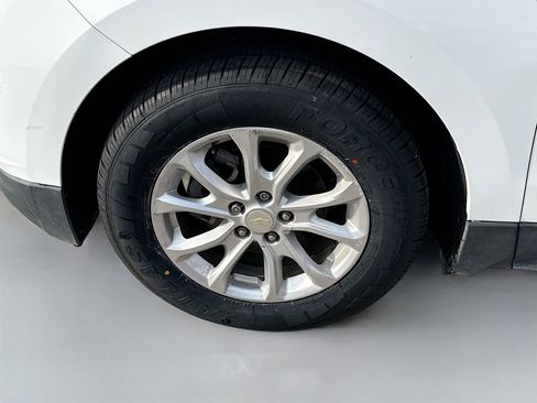 Used 2020 Chevrolet Equinox LT FWD image 28