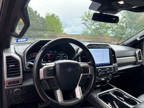 Used 2022 Ford F250 Platinum AWD/4WD image 13