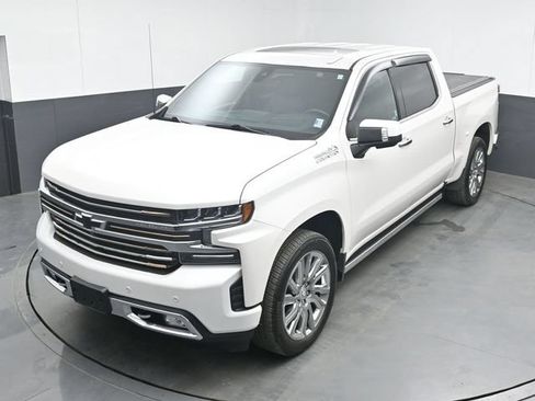 Used 2019 Chevrolet Silverado 1500 High Country w/ High Country Premium Package AWD/4WD image 36