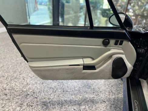 Used 1996 Porsche 911 Carrera 4S image 17