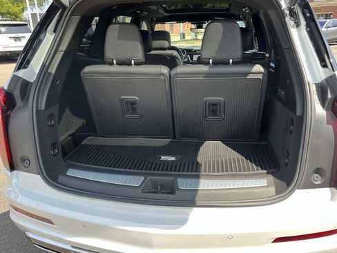 Certified 2024 Cadillac XT6 Premium Luxury w/ Technology Package AWD/4WD image 10