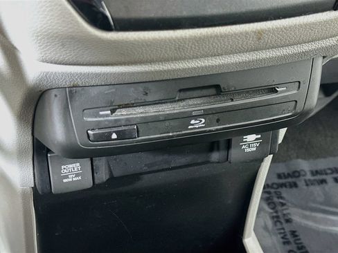 Used 2018 Honda Odyssey Elite image 33