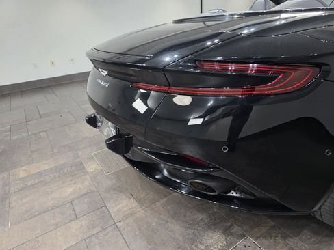 Used 2019 Aston Martin DB11 Volante image 8