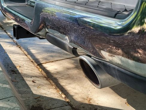 Used 2019 RAM 1500 Laramie RWD image 19