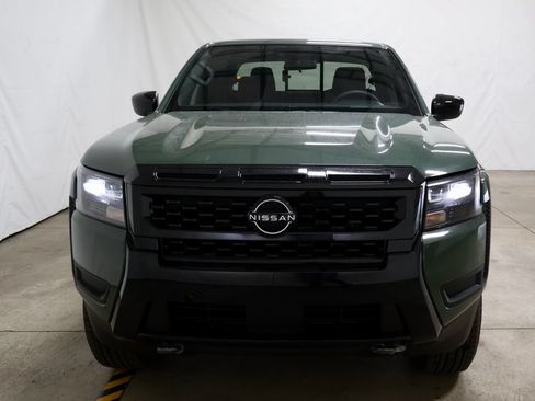 Used 2026 Nissan Frontier SV AWD/4WD image 4