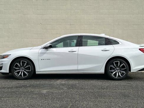 Used 2023 Chevrolet Malibu RS w/ LPO, Floor Liner Package FWD image 7