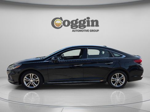 Used 2019 Hyundai Sonata Sport w/ Tech Package 03 FWD image 2