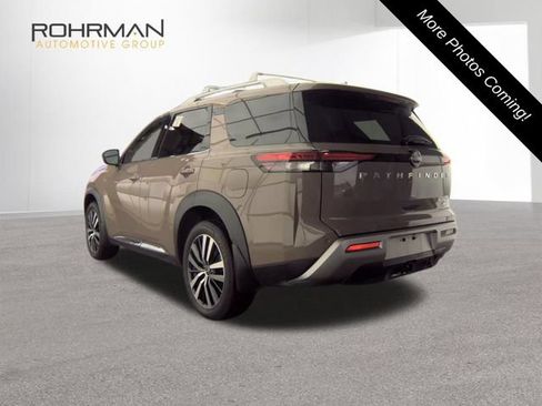 Used 2025 Nissan Pathfinder Platinum w/ Cargo Package AWD/4WD image 3