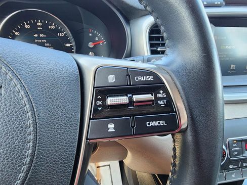 Used 2019 Kia Sorento EX image 21