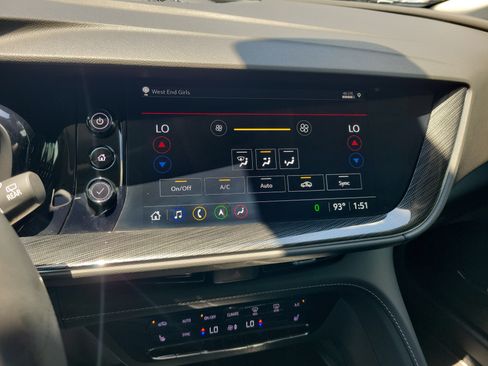 Used 2023 Buick Envision Essence w/ Technology Package I FWD image 24