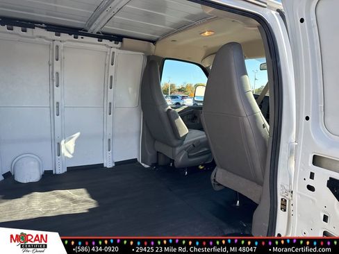 Used 2023 Chevrolet Express 3500 Extended w/ Driver Convenience Package image 20