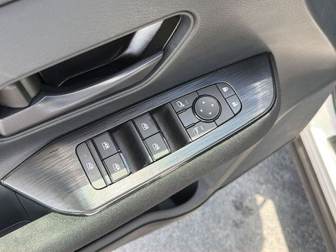 Used 2025 Nissan Kicks S FWD image 30