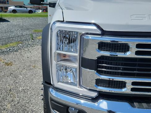 New 2024 Ford F450 XL image 7