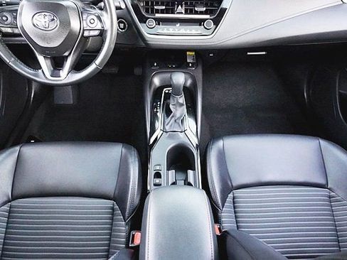 Used 2025 Toyota Corolla XSE image 20