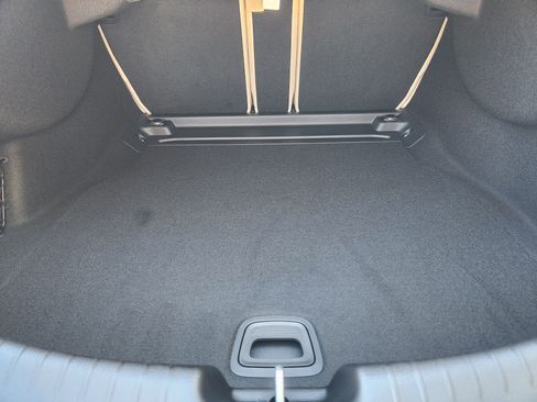 New 2026 Mercedes-Benz CLE 300 4MATIC Coupe image 32