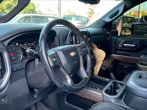 Used 2021 Chevrolet Silverado 2500 High Country w/ Z71 Off-Road Package image 13