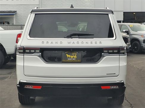 Certified 2024 Jeep Grand Wagoneer L Series III image 5