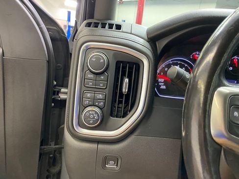 Used 2019 Chevrolet Silverado 1500 LT Trail Boss AWD/4WD image 20