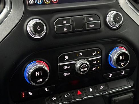 Used 2021 GMC Sierra 1500 Elevation w/ Preferred Package image 31