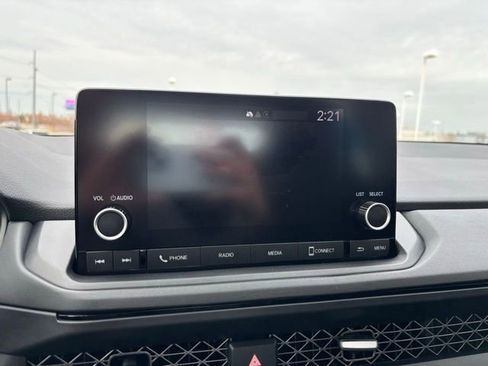 Used 2023 Honda Accord EX image 18