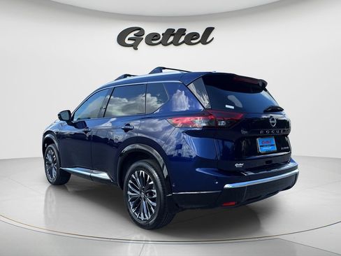 Used 2025 Nissan Rogue Platinum FWD image 7