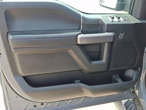 Used 2020 Ford F150 XLT w/ Equipment Group 302A Luxury AWD/4WD image 9