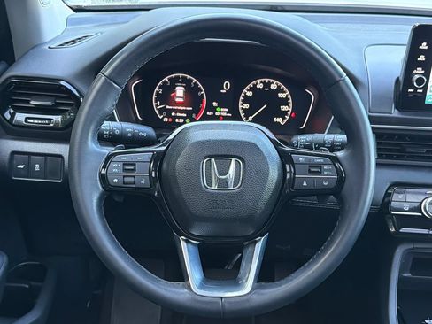 Used 2024 Honda Pilot Touring image 24