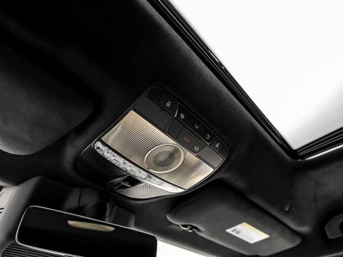 Used 2025 Mercedes-Benz G 63 AMG 4MATIC image 31