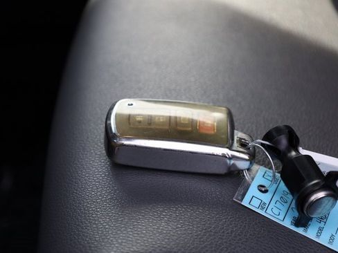 Used 2021 Toyota 4Runner SR5 Premium w/ Moonroof Package image 35